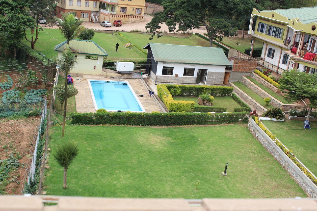Cepha'S Inn Kabale Exterior foto