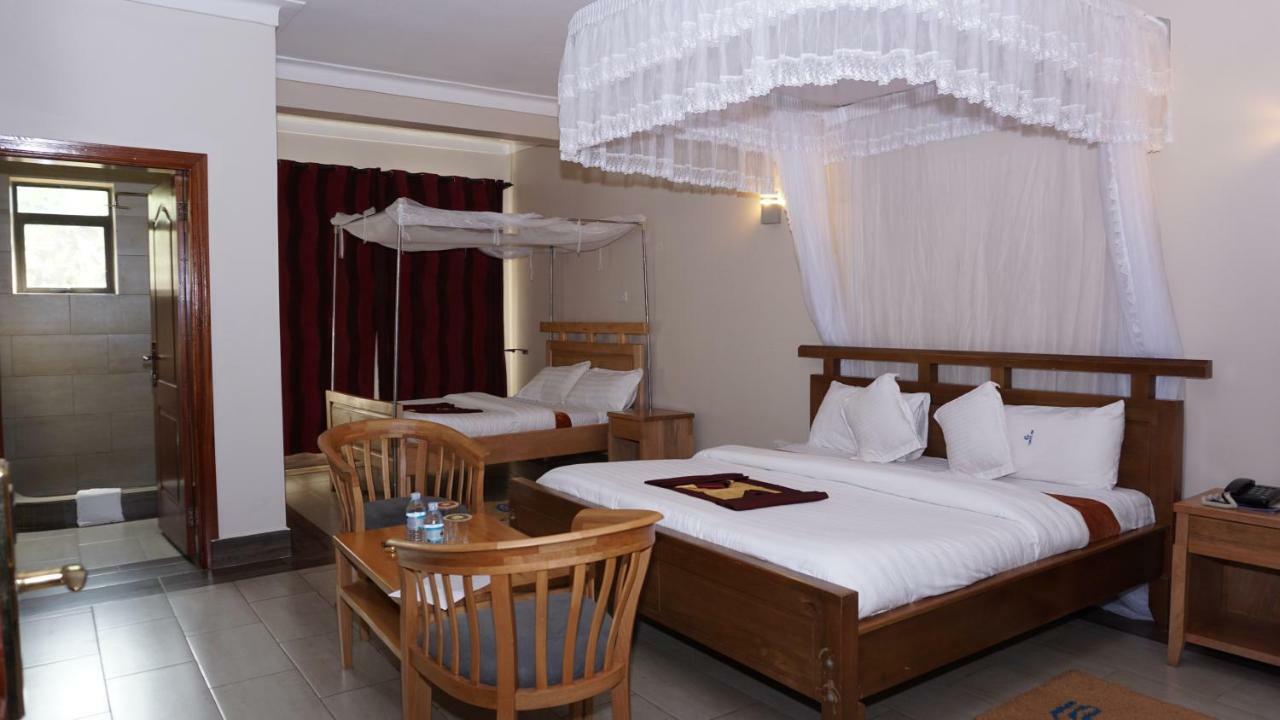 Cepha'S Inn Kabale Exterior foto